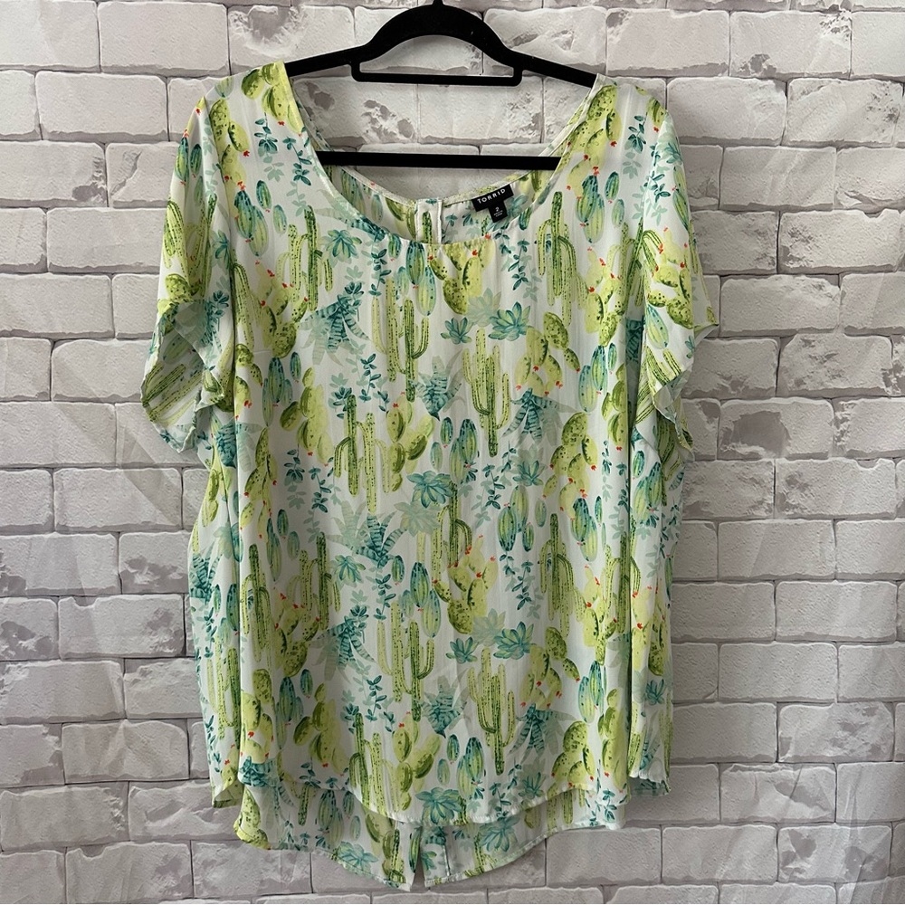 Torrid Cactus Pattern Blouse - Green and Cream